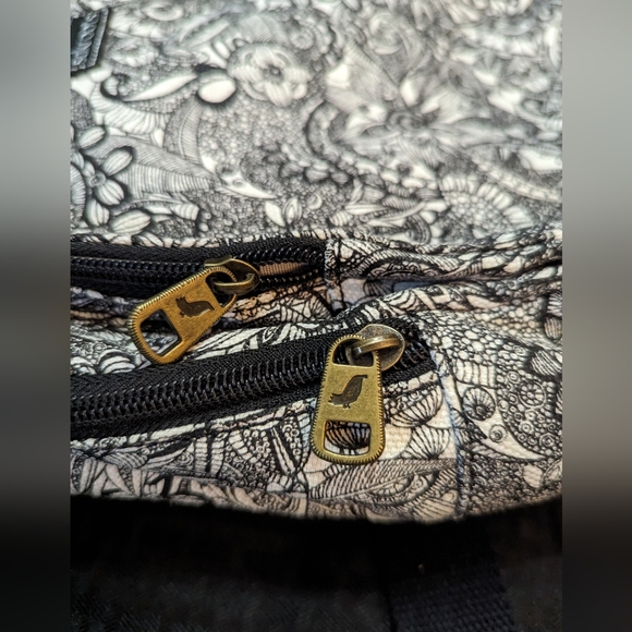 Black and White Colorable SakRoots Artist Circle Backpack. - Picture 5 of 6